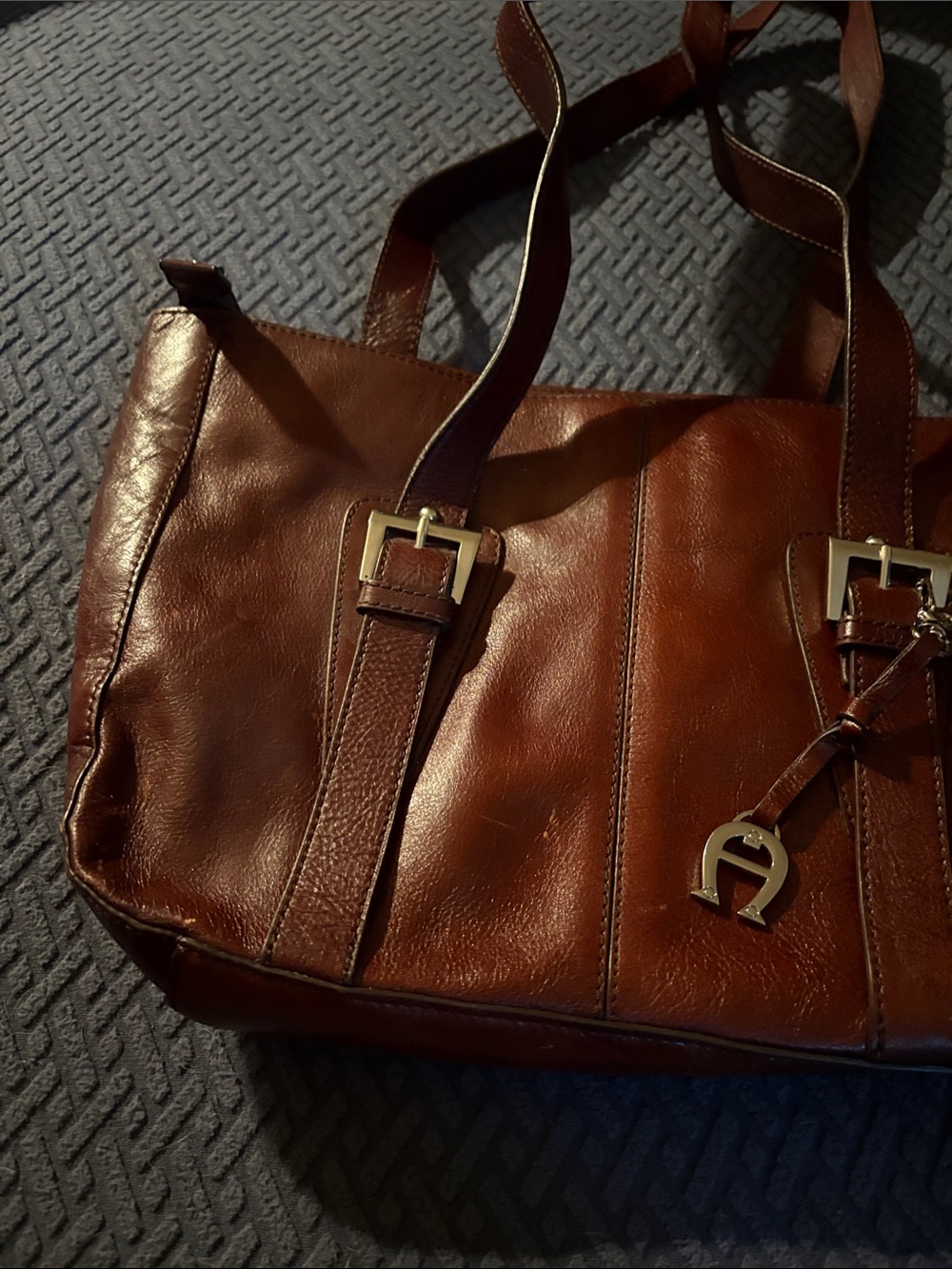 Etienne Aigner Dark Brown Leather Purse Logo Patch Interior - Picture 3 of 6